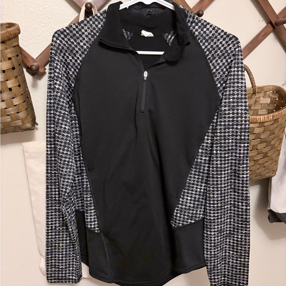 Athletic Works Black and Gray Zip-Up Sweater